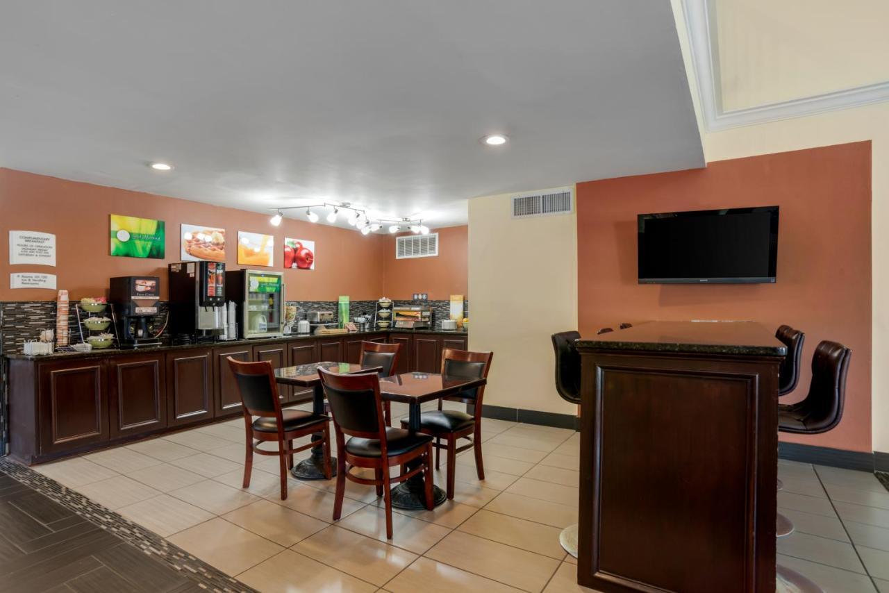 Quality Inn Phenix City Columbus Eksteriør billede