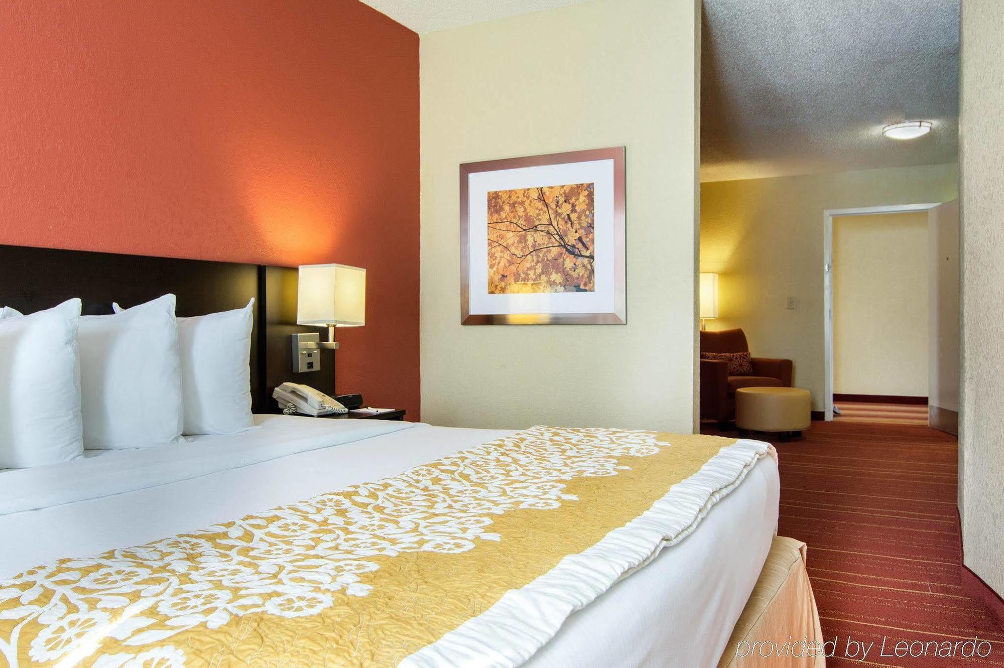 Quality Inn Phenix City Columbus Eksteriør billede